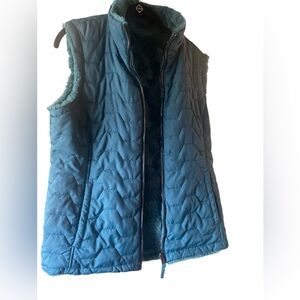 EUC, Free Country, Women’s size medium, teal,‎ reversible vest